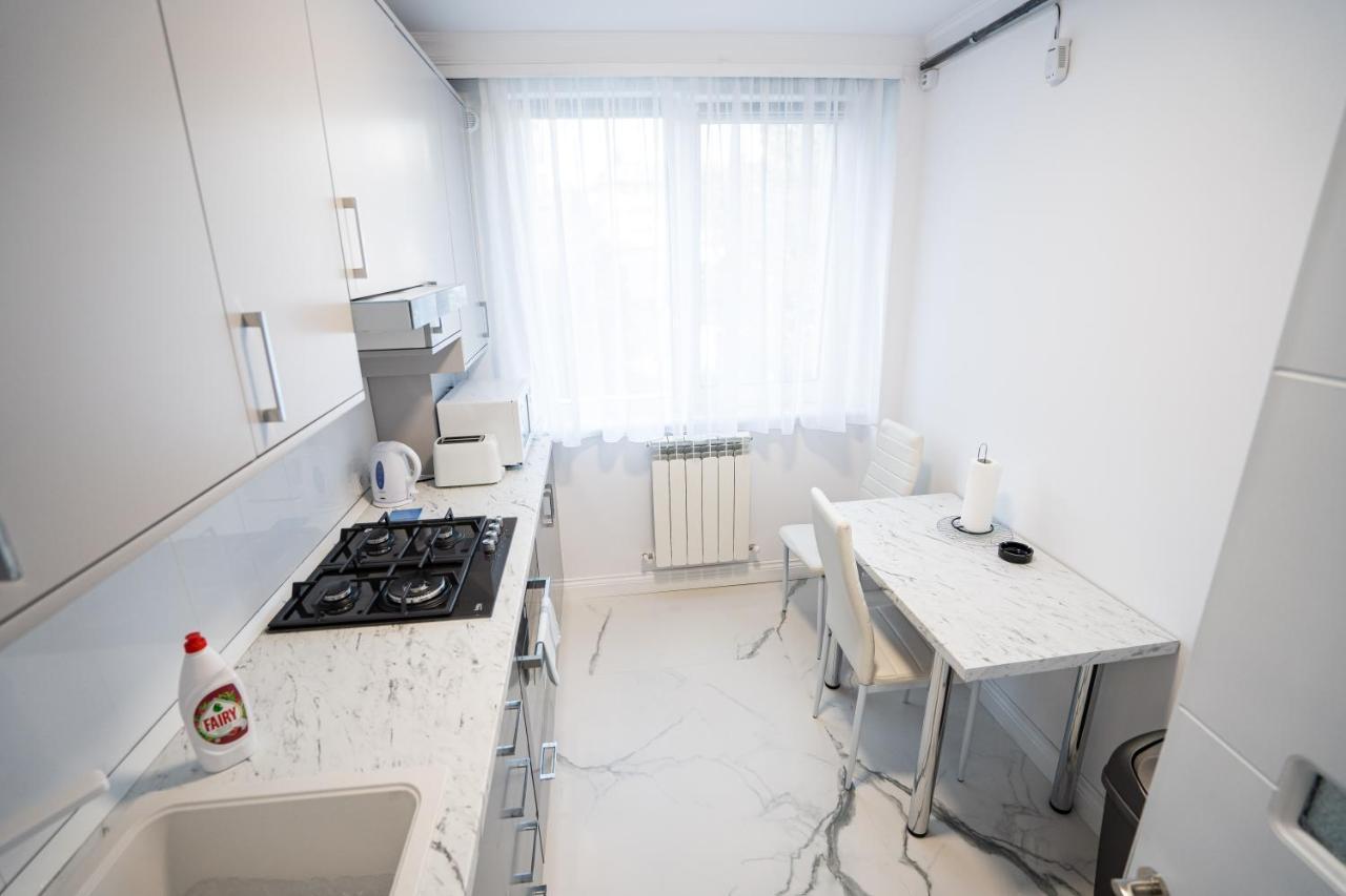 Gabi Apartament 苏恰瓦 外观 照片